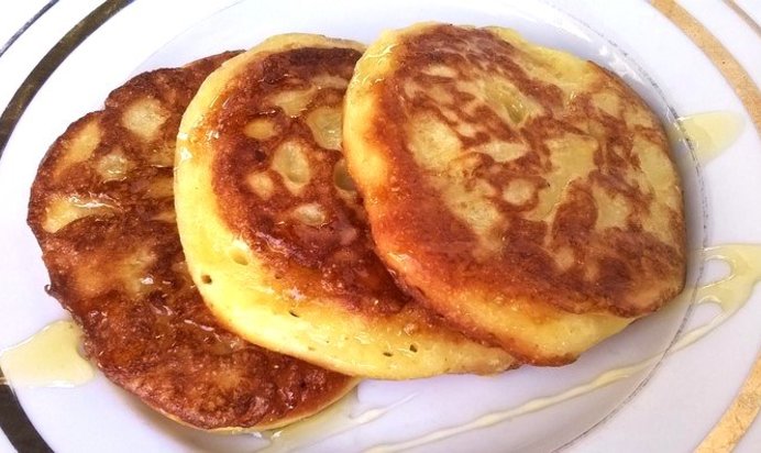 Яблочно-кукурузные оладьи