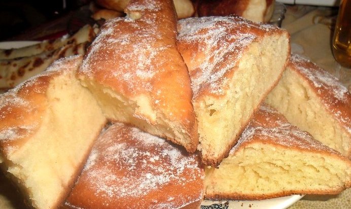 Ванильный кекс с сахарной пудрой на каждый день