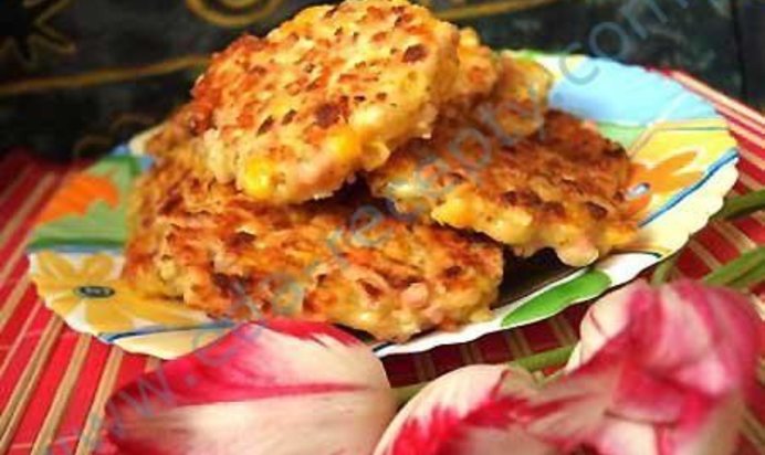 Оладьи из тыквы с колбасой