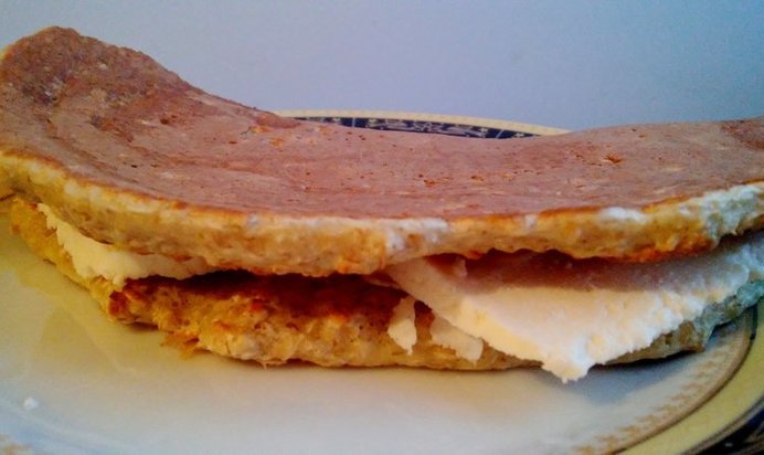 Овсяноблин с адыгейским сыром