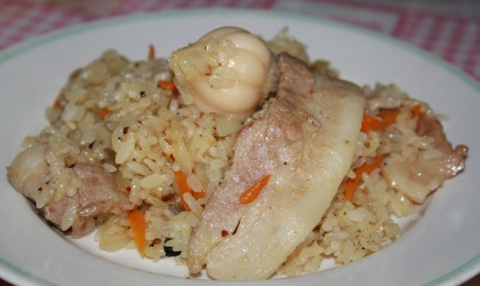 Плов со свиным беконом