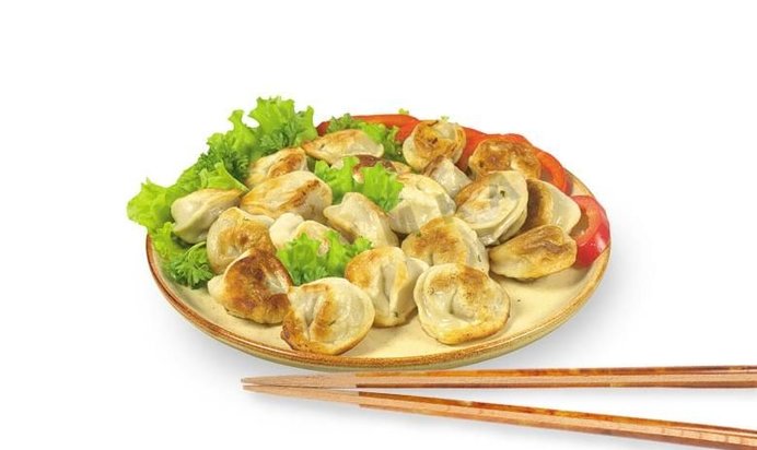 Японские пельмени с яйцом