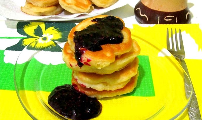 Оладьи с изюмом