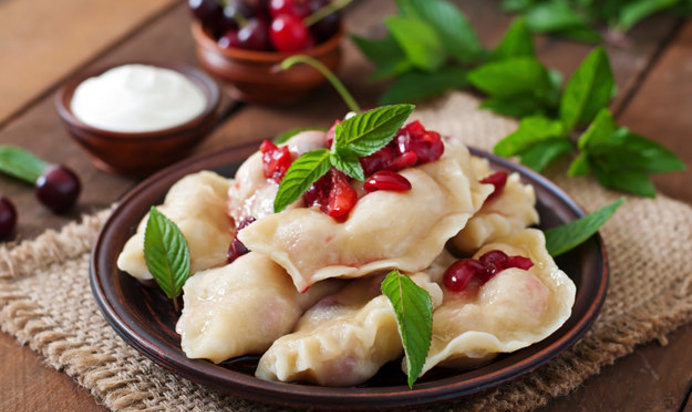 Вареники с вишней