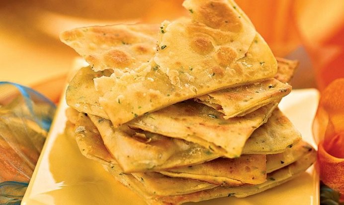 Парата, индийский хлеб с пряностями