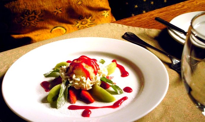 Сорбет из золотого ананаса и кокосового ликера