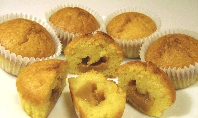 Маффины с вареной сгущенкой