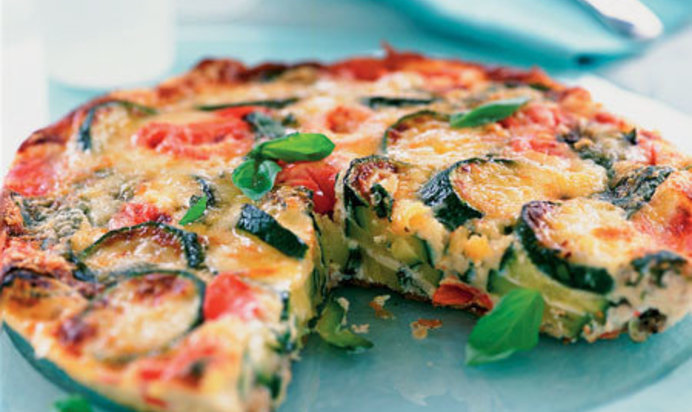 Омлет с кабачками, томатами и сыром