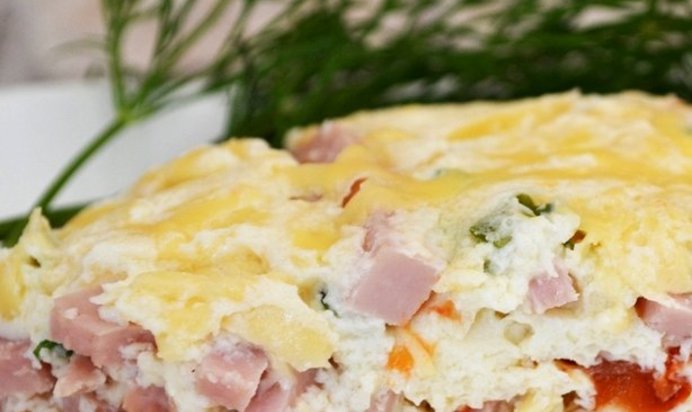 Омлет с ветчиной в мультиварке