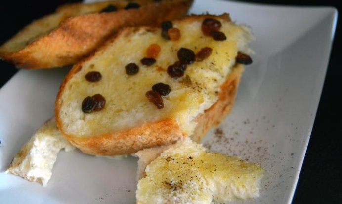 Английский хлебный пудинг