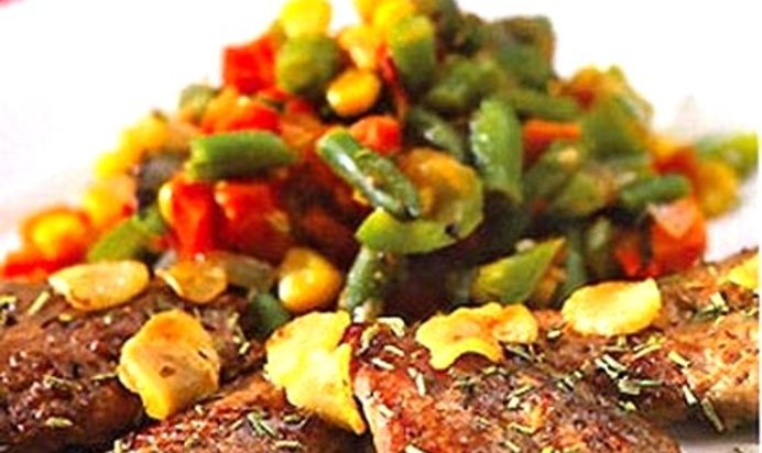 Окорок свиной тушеный