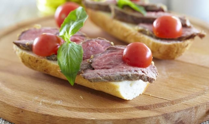 Бутерброды с ростбифом