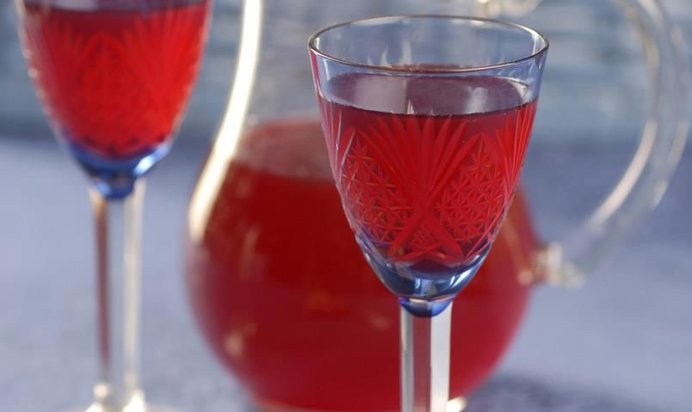 Вино из грецких орехов