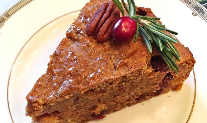 Традиционный рождественский кекс с пеканом