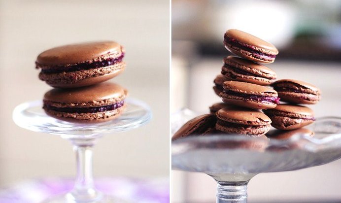 Пирожные макароны с шоколадом