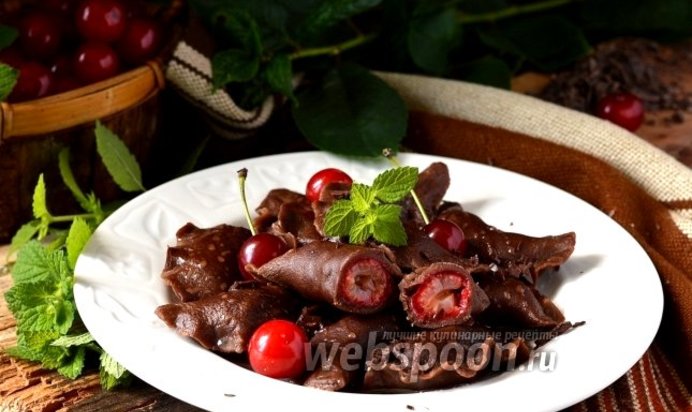 Шоколадные вареники с вишней «Чёрный лес»