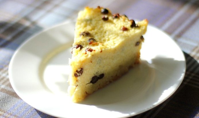 Запеканка пшенная с изюмом