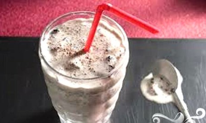 Коктейль Сюрприз с шоколадной крошкой