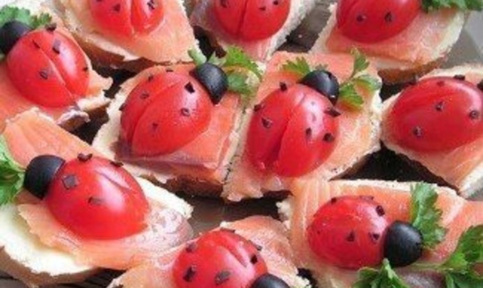 Бутерброды Божьи коровки