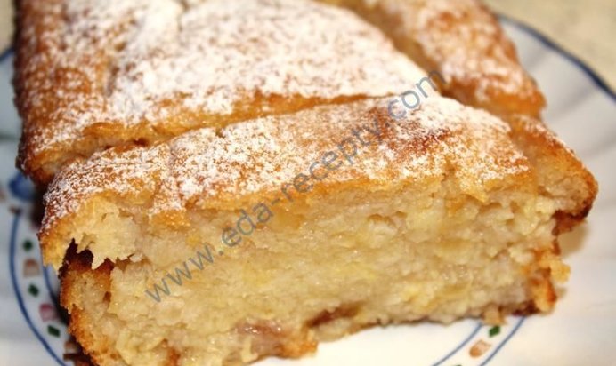 Яблочный кекс