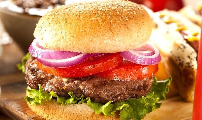 Гамбургеры на мангале