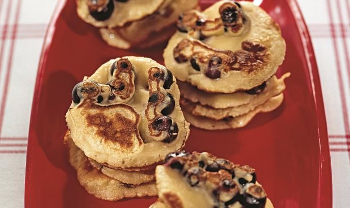 Оладьи с черникой