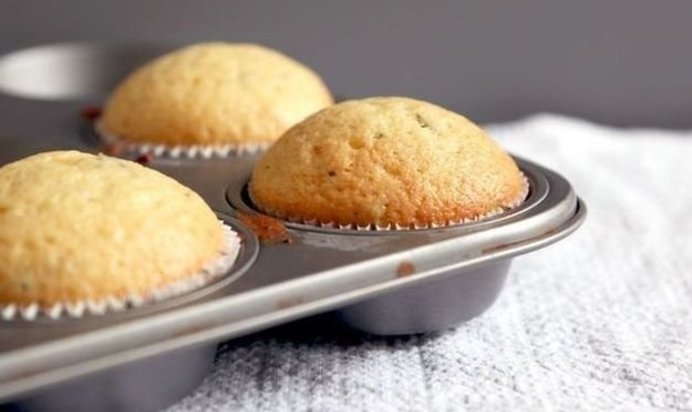 Маффины с лимоном и розмарином