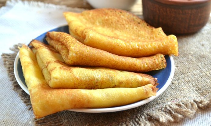 Блины на дрожжах тонкие