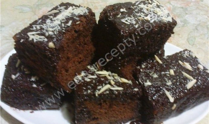 Шоколадное пирожное