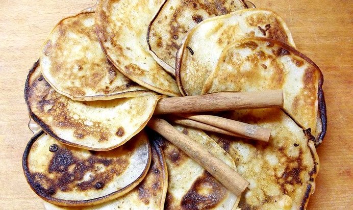 Оладьи с кардамоном и корицей