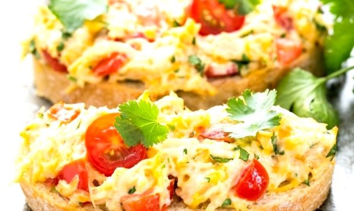 Бутерброды с консервированной курицей