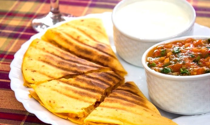 Кесадилья куриная