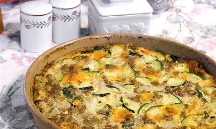 Запеканка из кабачков с мясом и сыром