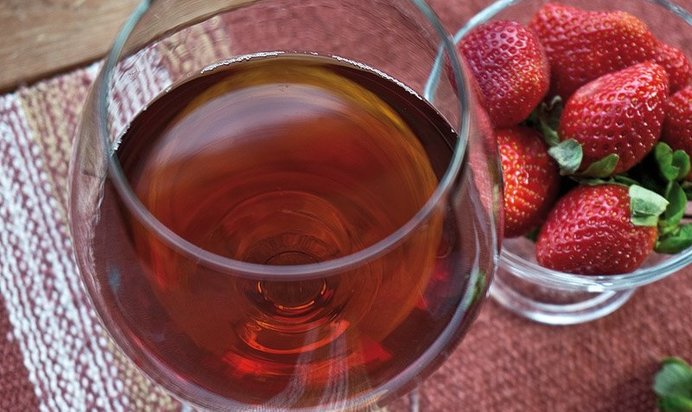 Вино из клубники