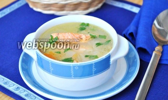 Уха из кижуча в мультиварке