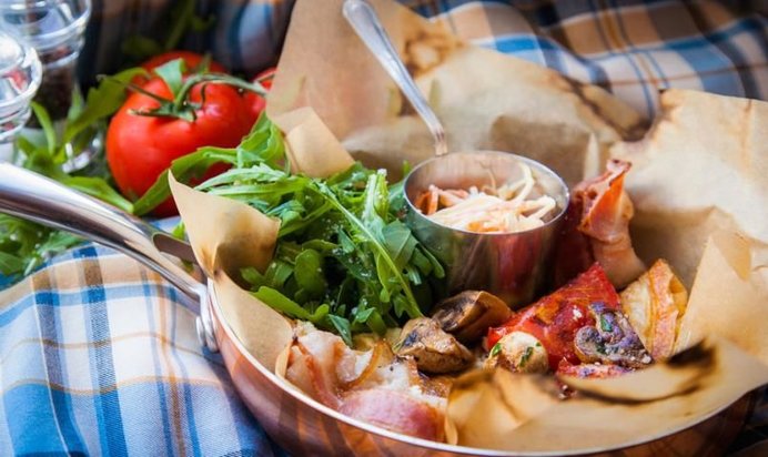 Фирменный омлет «Руккола»