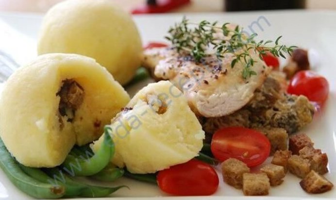 Картофельные клецки со свининой (Kroppkakor)