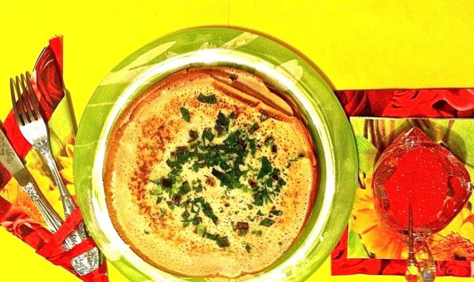 Блины на кефире с припёком из зелени