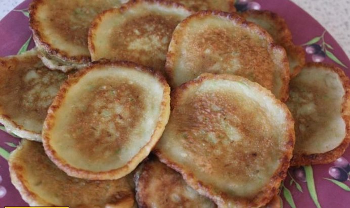 Кабачковые оладьи сладкие