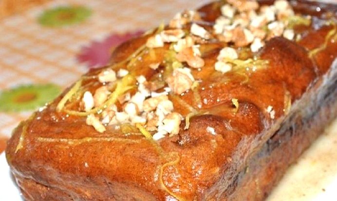 Банановый хлеб с орехами