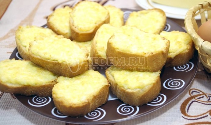 Бутерброды с сыром в духовке