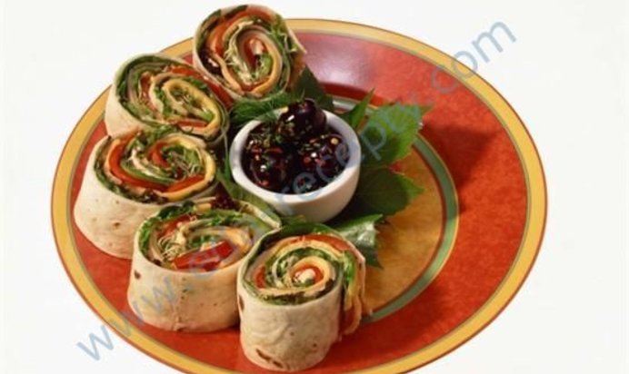 Роллы с тунцом в лаваше