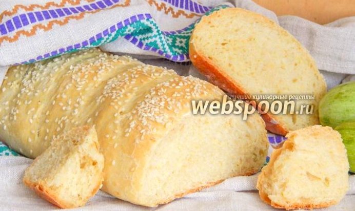 Кабачковый хлеб с чесноком и кунжутом
