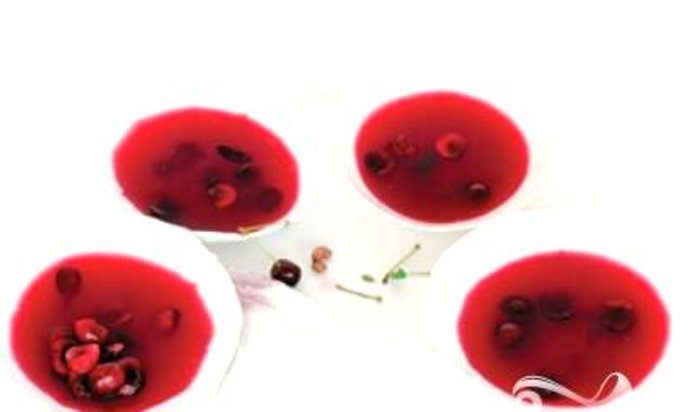 Вишневое желе с вином