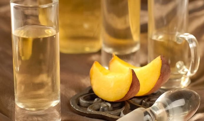 Персиковая настойка