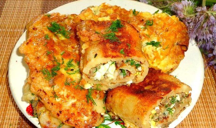 Блины с фаршем зеленью и яйцом