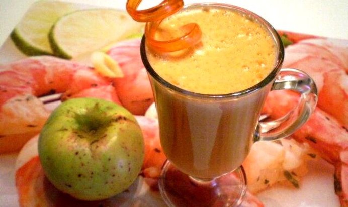 Сок морковно-яблочный с имбирем