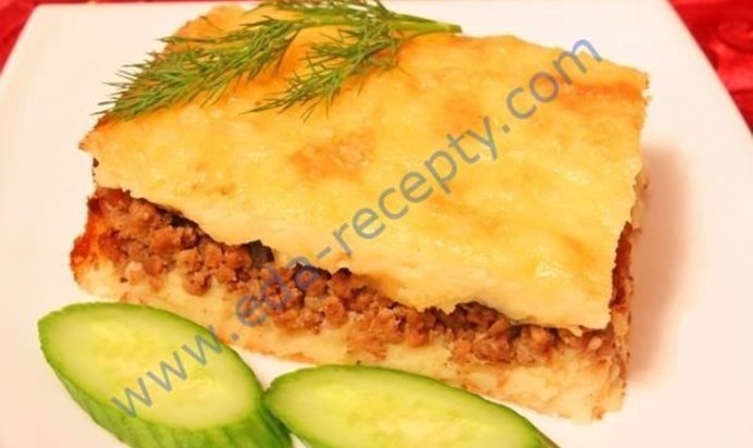 Картофельная запеканка с фаршем в духовке