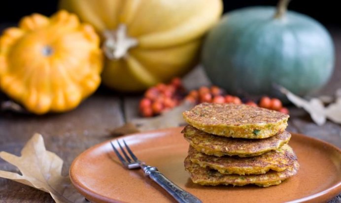 Тыквенные оладьи с нутовой мукой