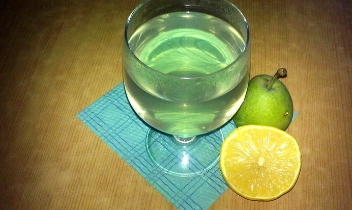 Лимонно-грушевый компот